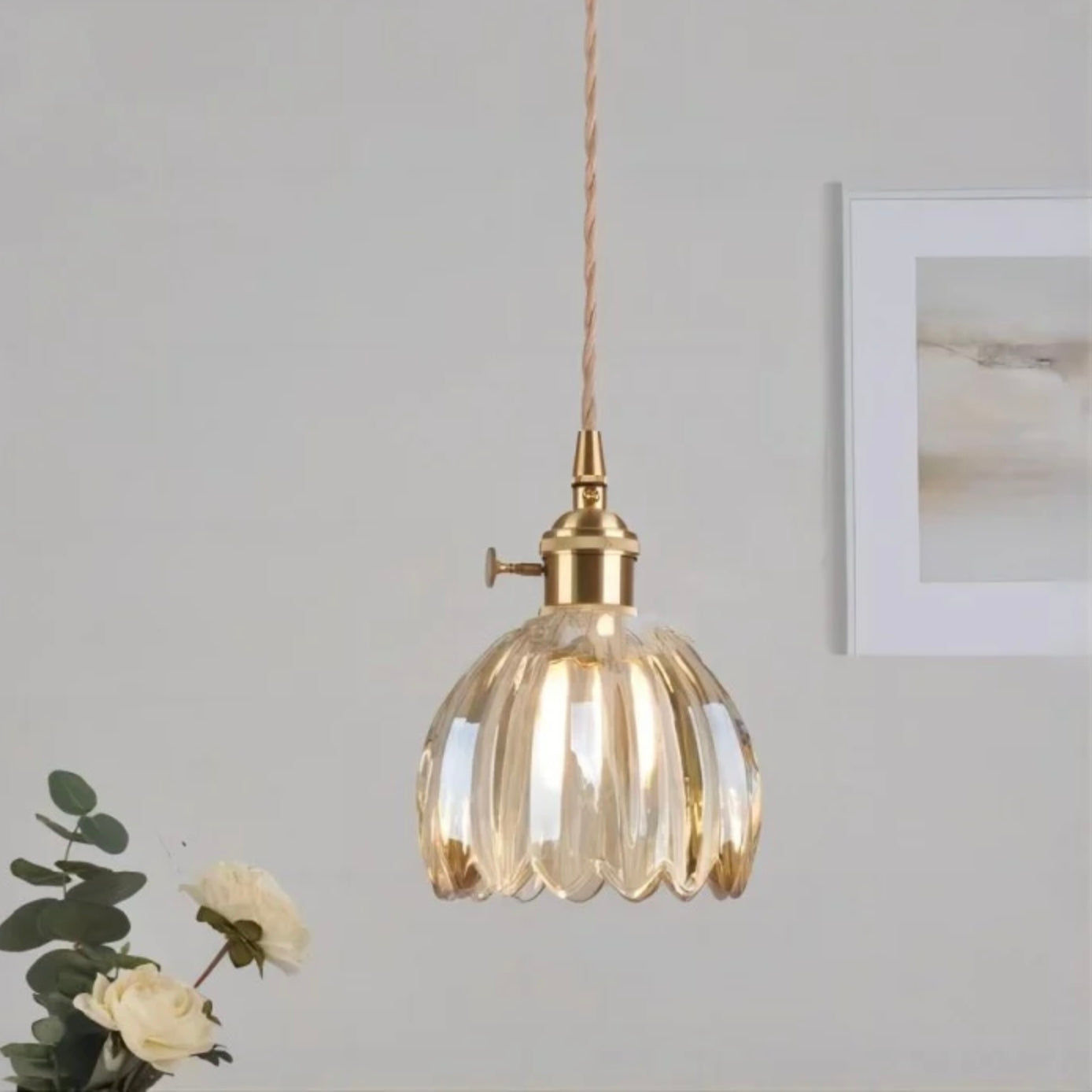 White Flower Pendant Lamp