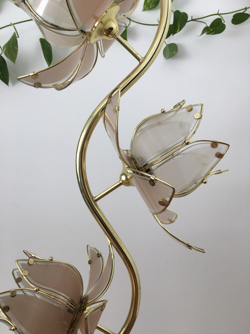 Cream Lotus Flower Floor Lamp