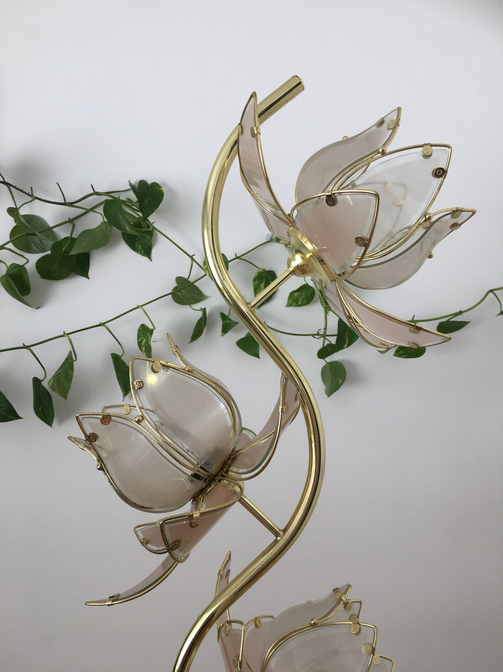 Cream Lotus Flower Floor Lamp